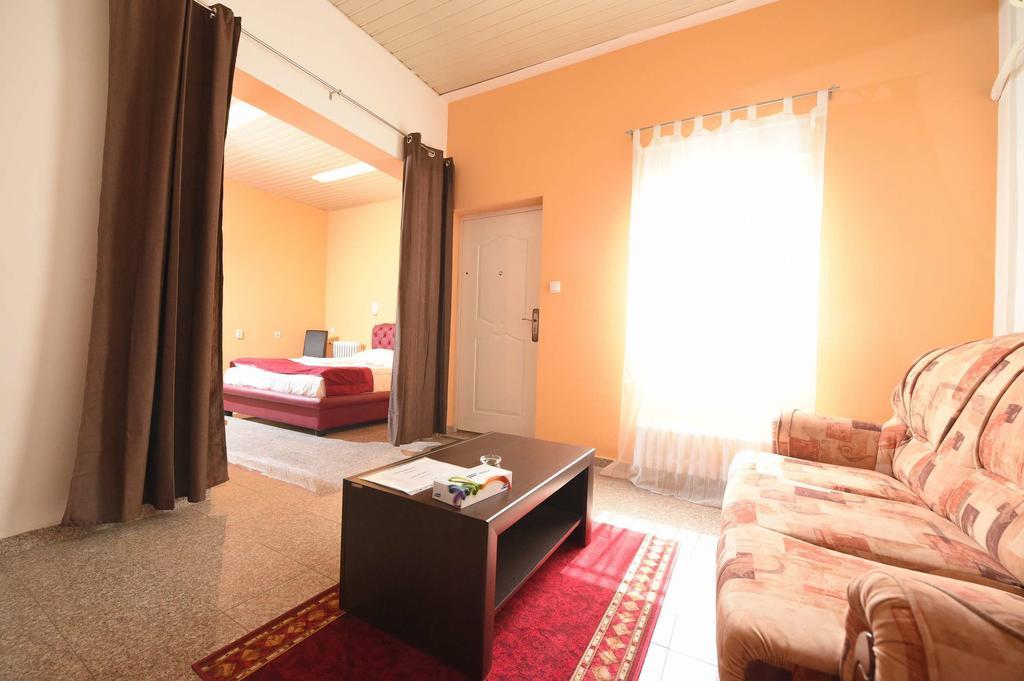 Apartment Inn Rooms Novi Sad Habitación foto