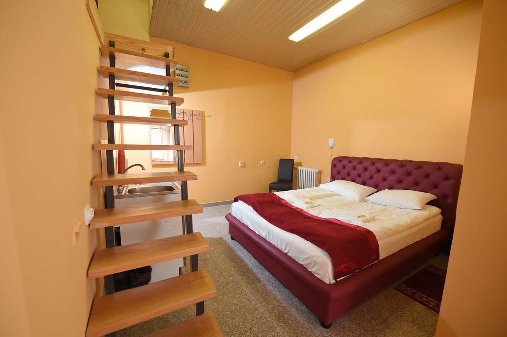 Apartment Inn Rooms Novi Sad Habitación foto
