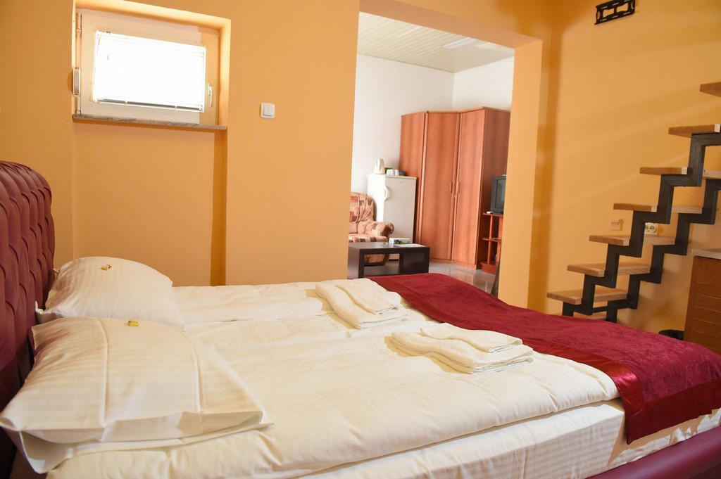 Apartment Inn Rooms Novi Sad Habitación foto